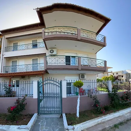 Ilias Apartament Flogita