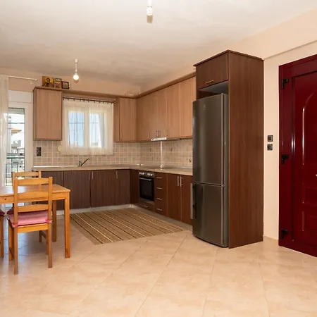 Ilias Apartament *